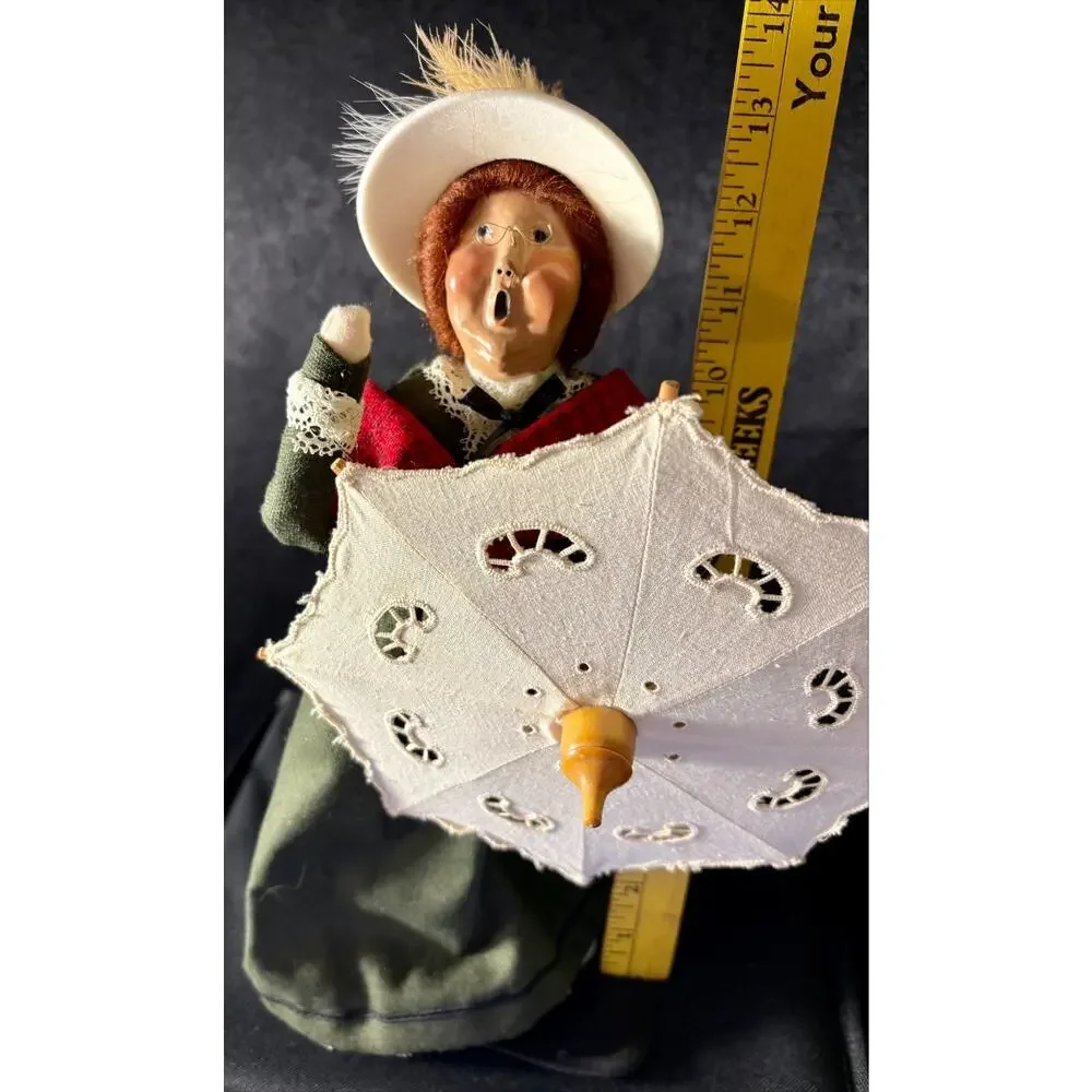 Byers Choice The Carolers Lady With Umbrella Signed & Dated 1995